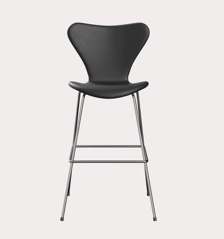 Fritz Hansen Serie 7 Fullpolstret Høy Barstol 3197 - Essential Lær