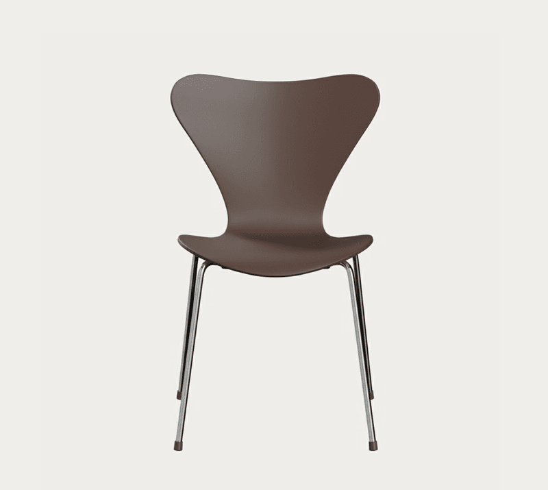 Fritz Hansen Serie 7 Lakkert Ask Fineer - Flere varianter