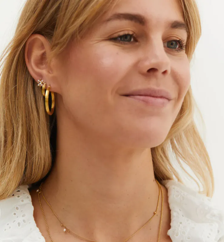 Anna + Nina Single Antique Soul Stud øredobb - gull